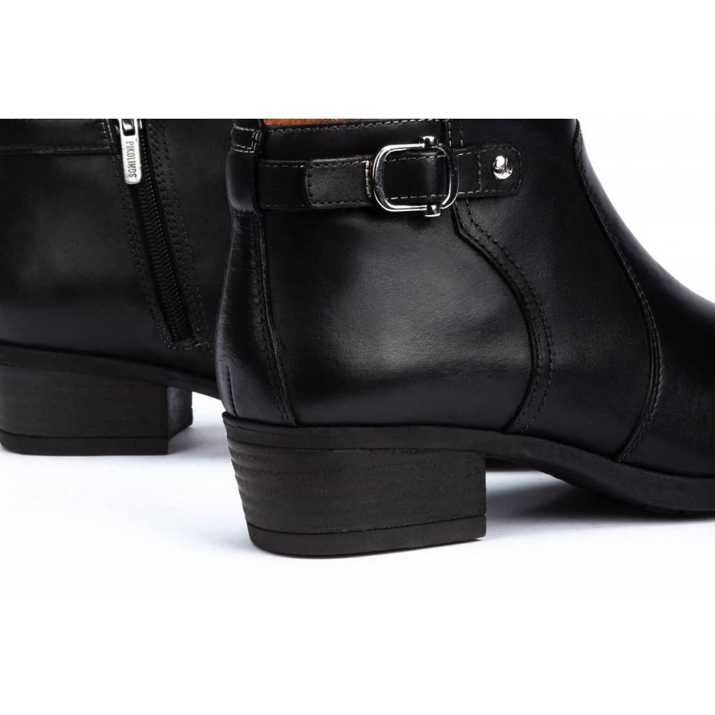PIKOLINOS WU en color BLACK (4)