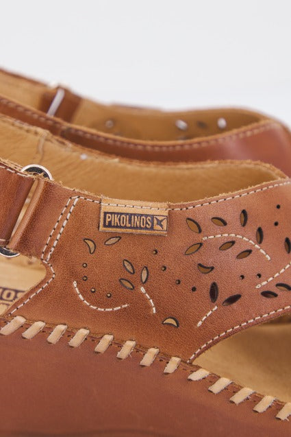 PIKOLINOS en color BRANDY (4)