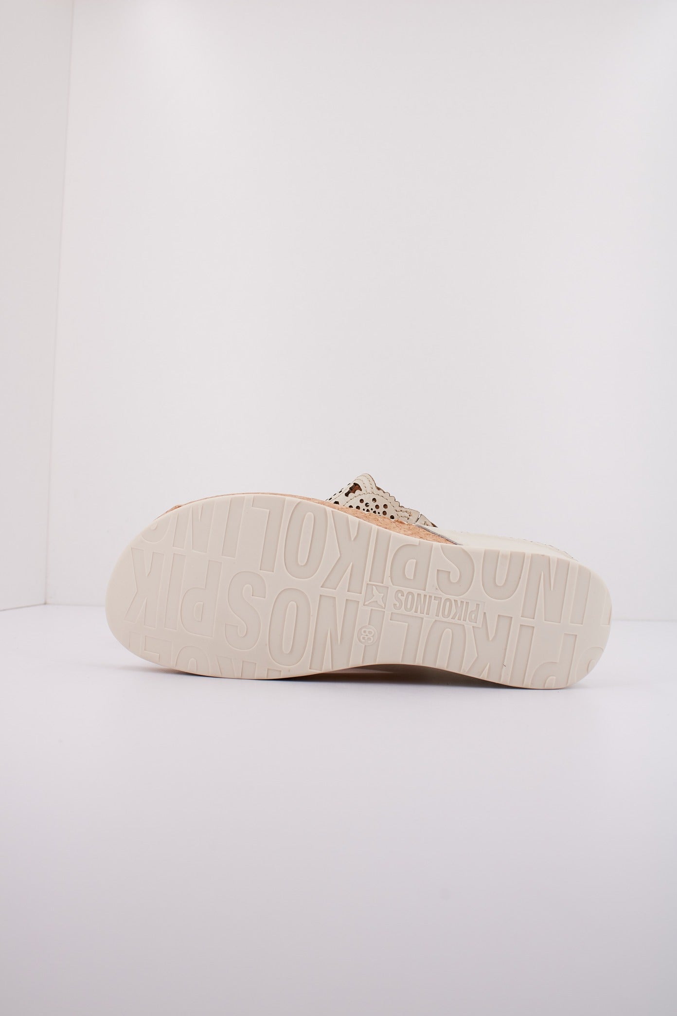 PIKOLINOS WC en color NATA (4)