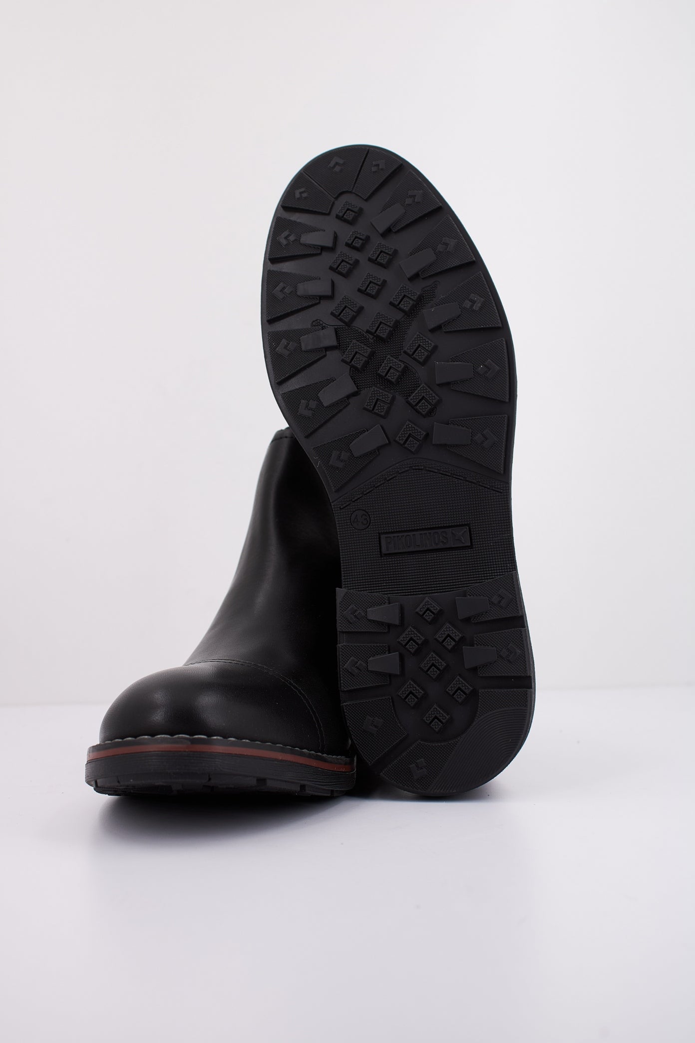 PIKOLINOS YORK MM en color BLACK (5)