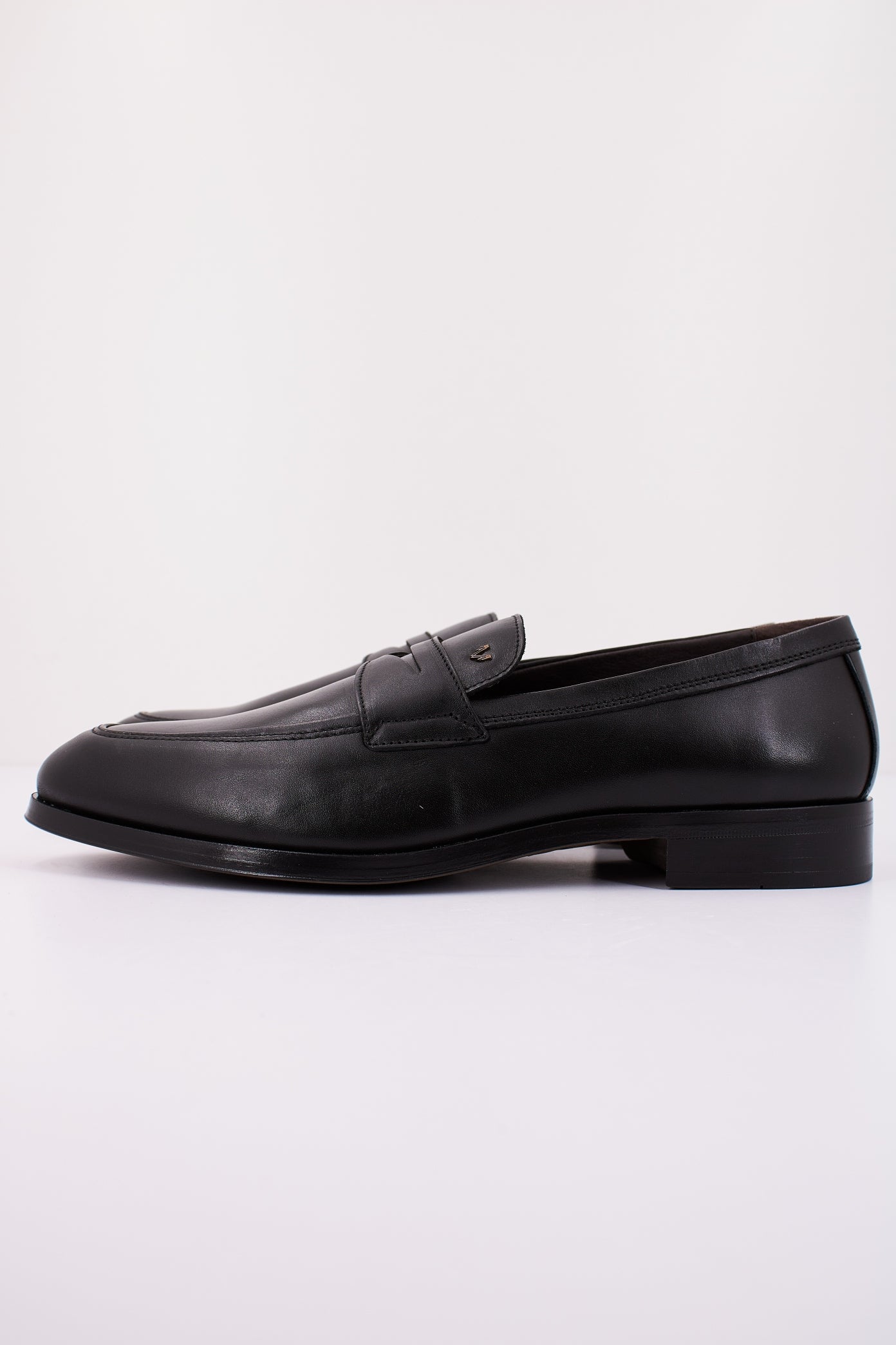 MARTINELLI EMPIRE en color BLACK (1)