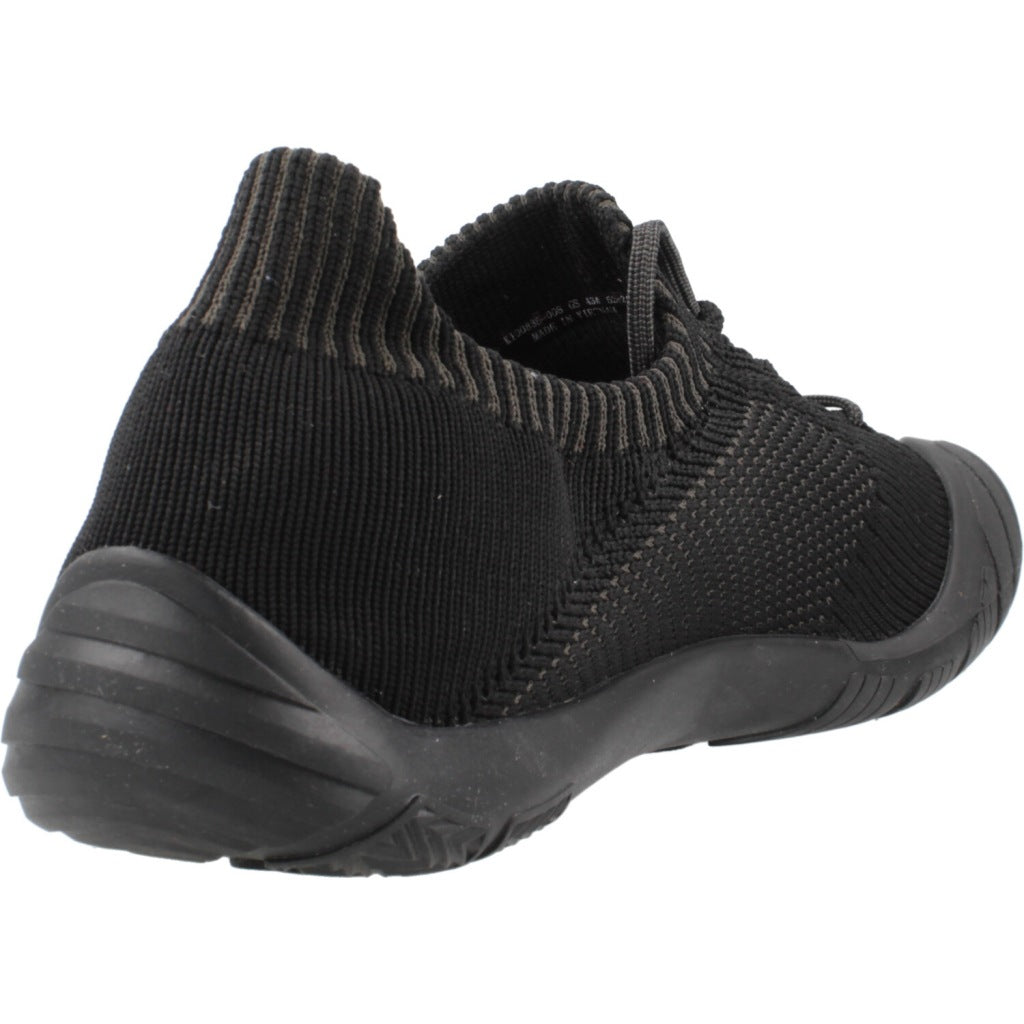 CAMPER PEU PATH en color NEGRO (3)