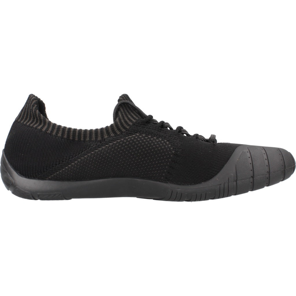 CAMPER PEU PATH en color NEGRO (4)