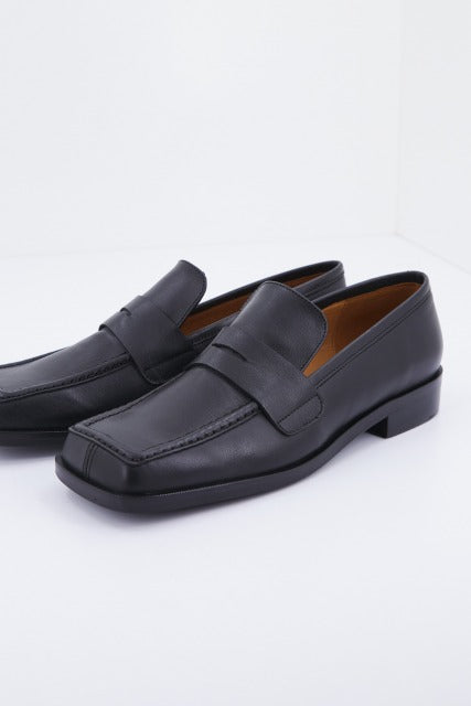 ÁNGEL ALARCÓN  A en color NEGRO  (1)