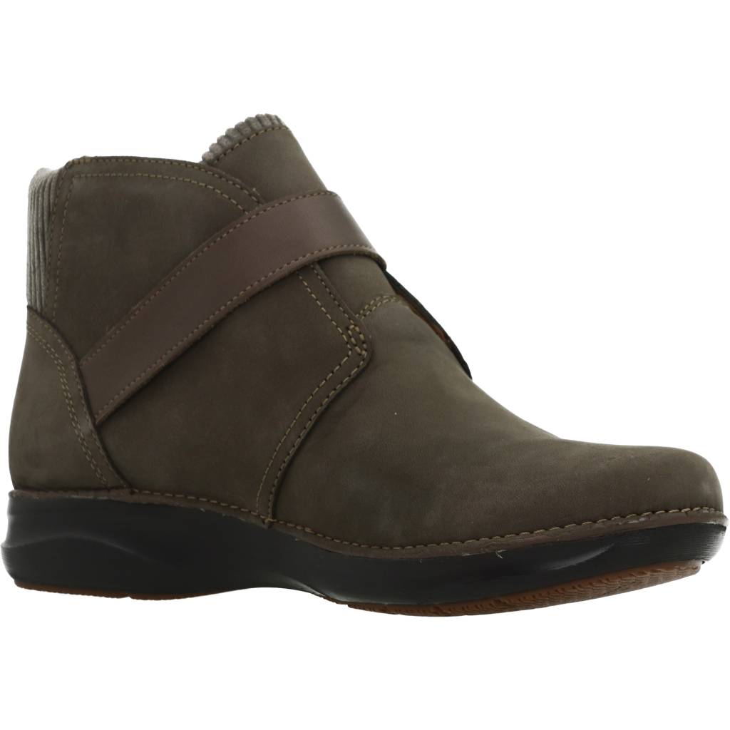 CLARKS C en color TAUPE (5)