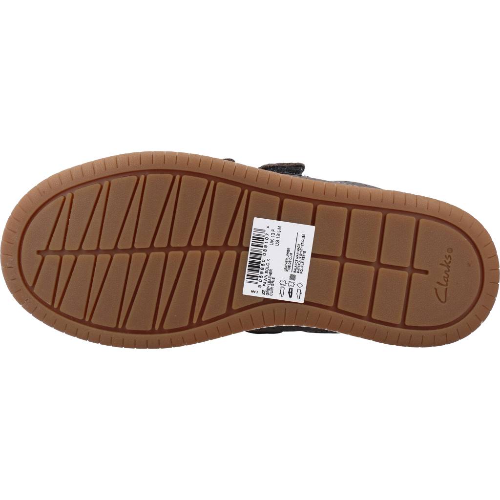 CLARKS FAWN SOLO K en color GREY (6)