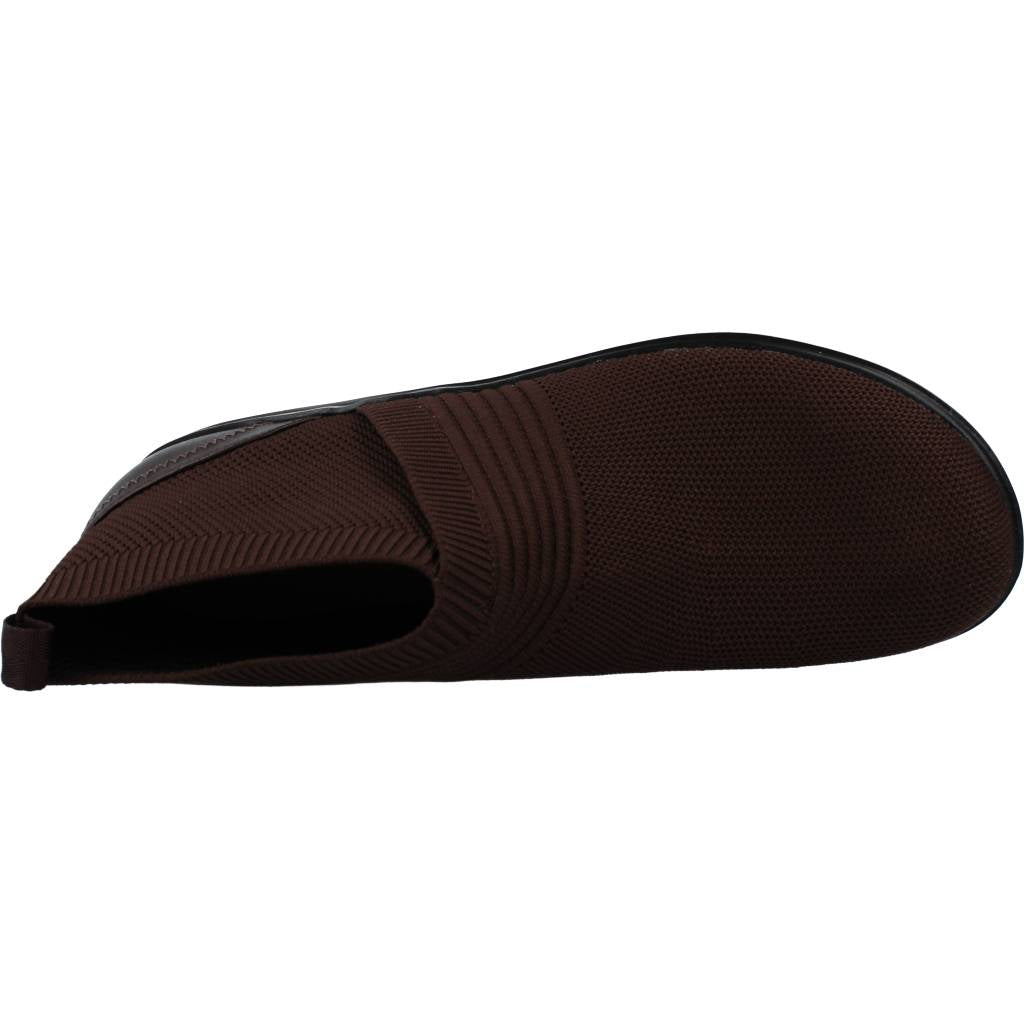 CLARKS SASHLYN MID en color BURGUNDY (7)