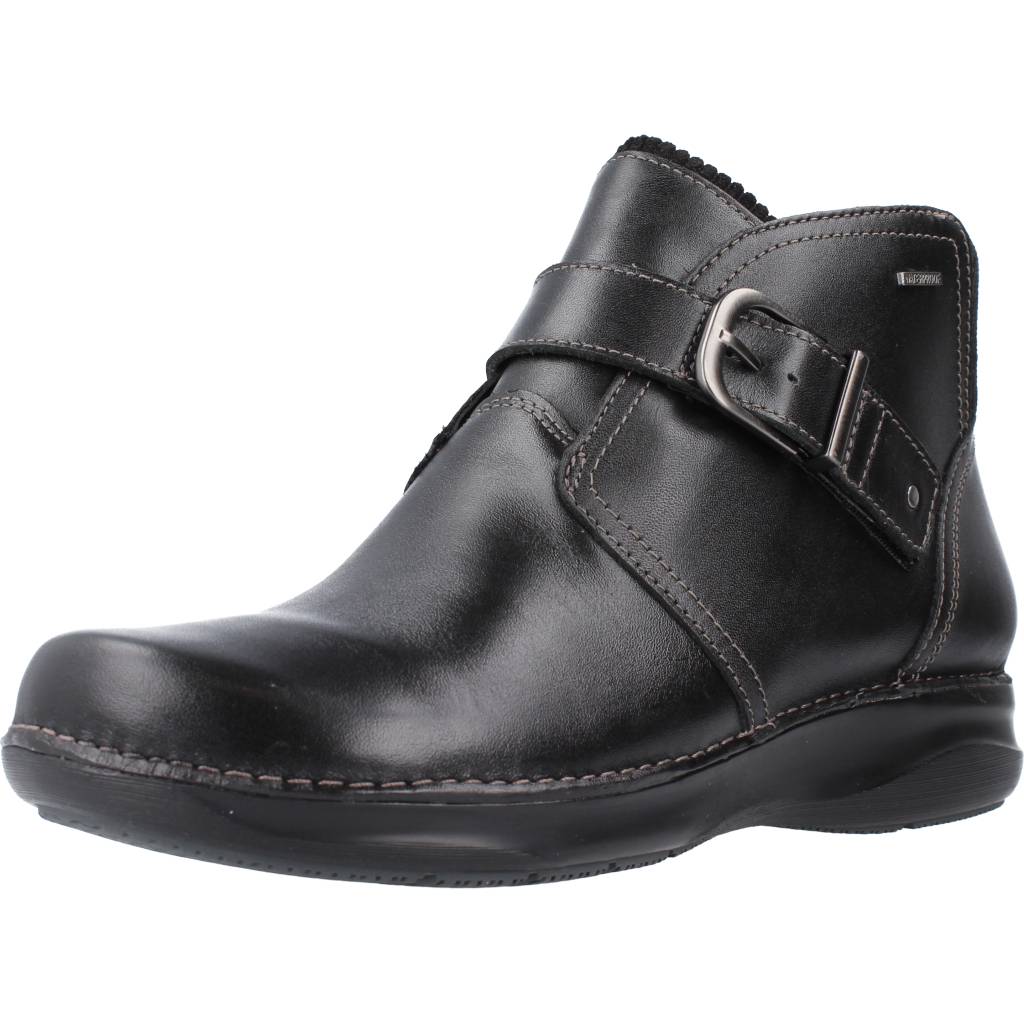 CLARKS APPLEY MID en color BLACK (1)