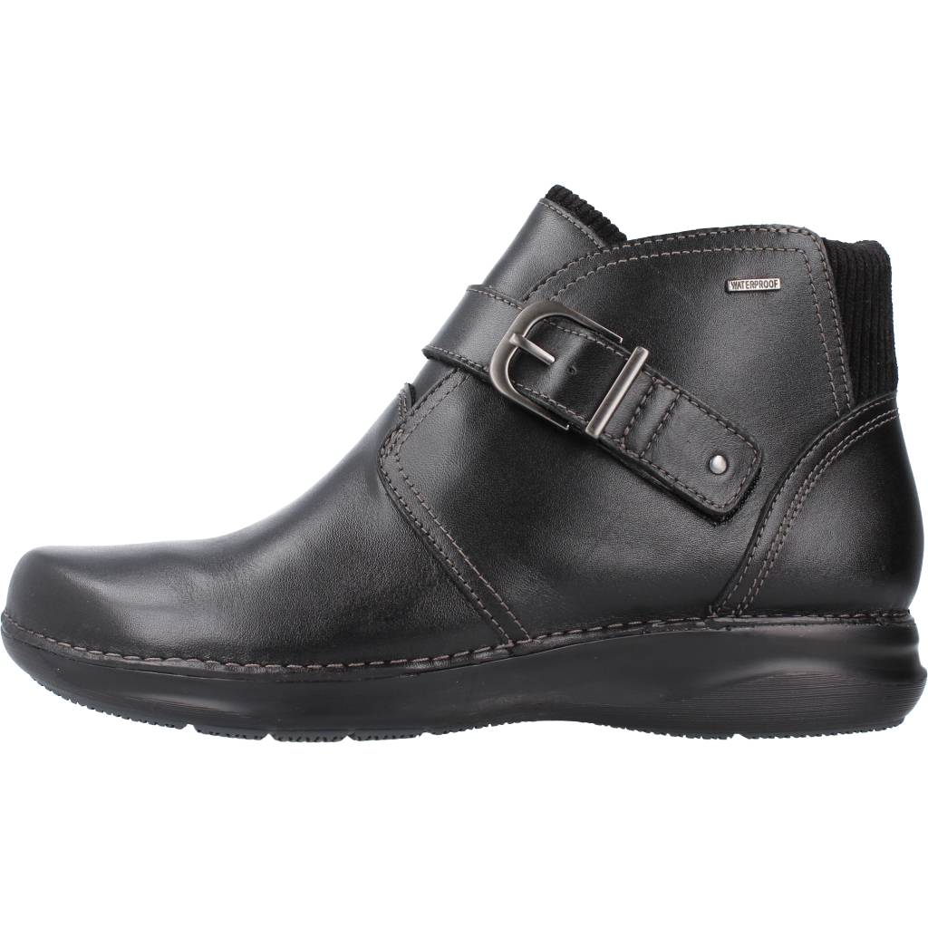 CLARKS APPLEY MID en color BLACK (2)