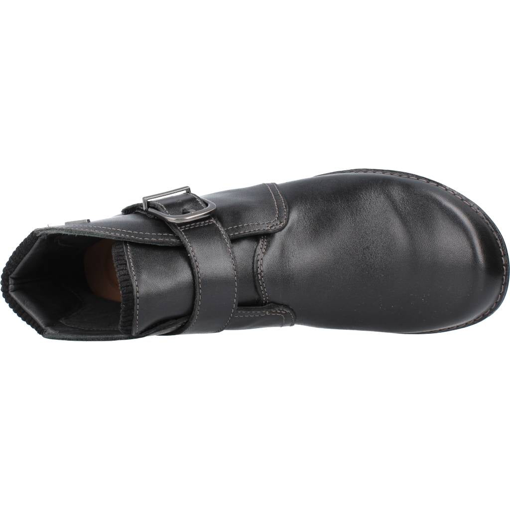 CLARKS APPLEY MID en color BLACK (7)