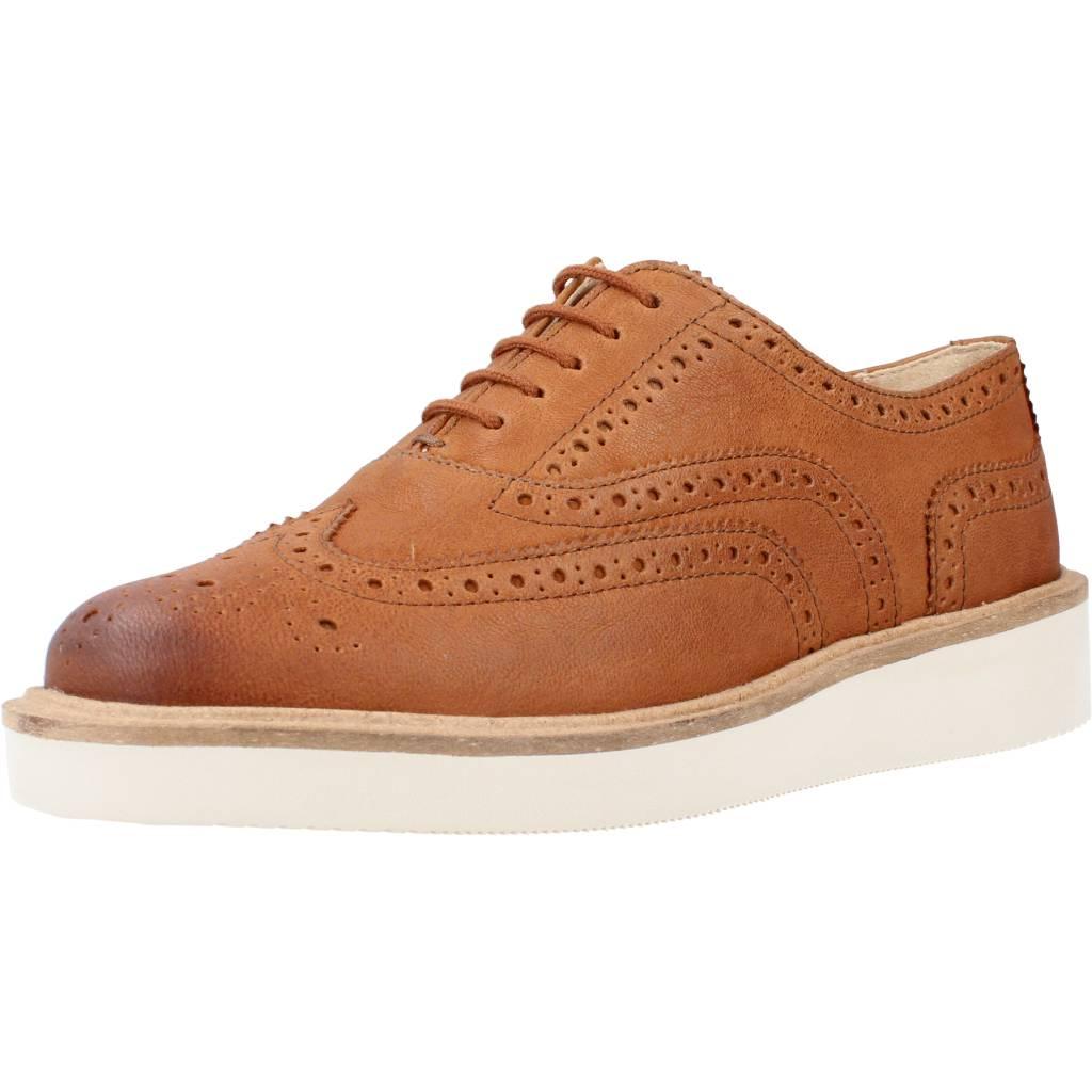 CLARKS BAILLE BROGUE en color TAN (1)