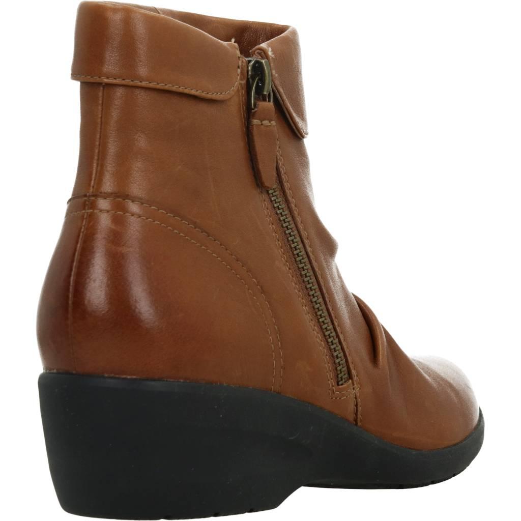 CLARKS C en color TAN (3)