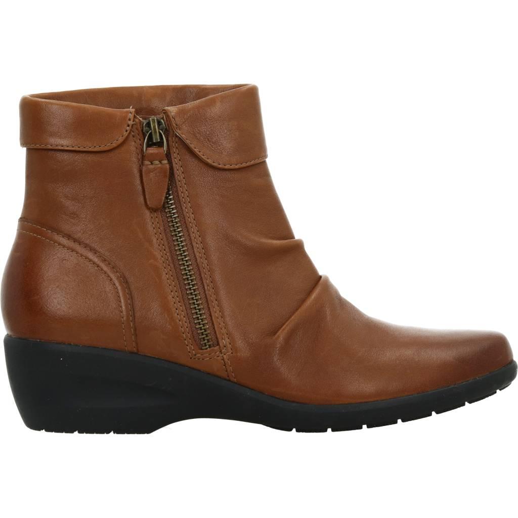 CLARKS C en color TAN (4)