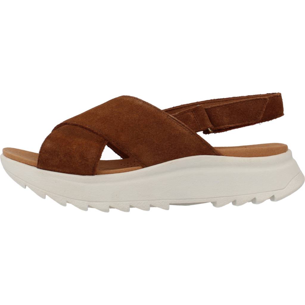 CLARKS C en color TAN (2)