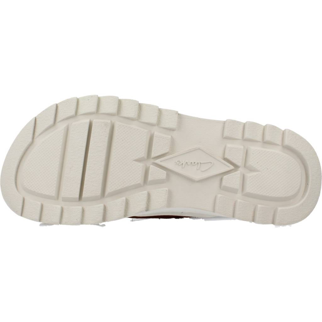 CLARKS C en color TAN (6)