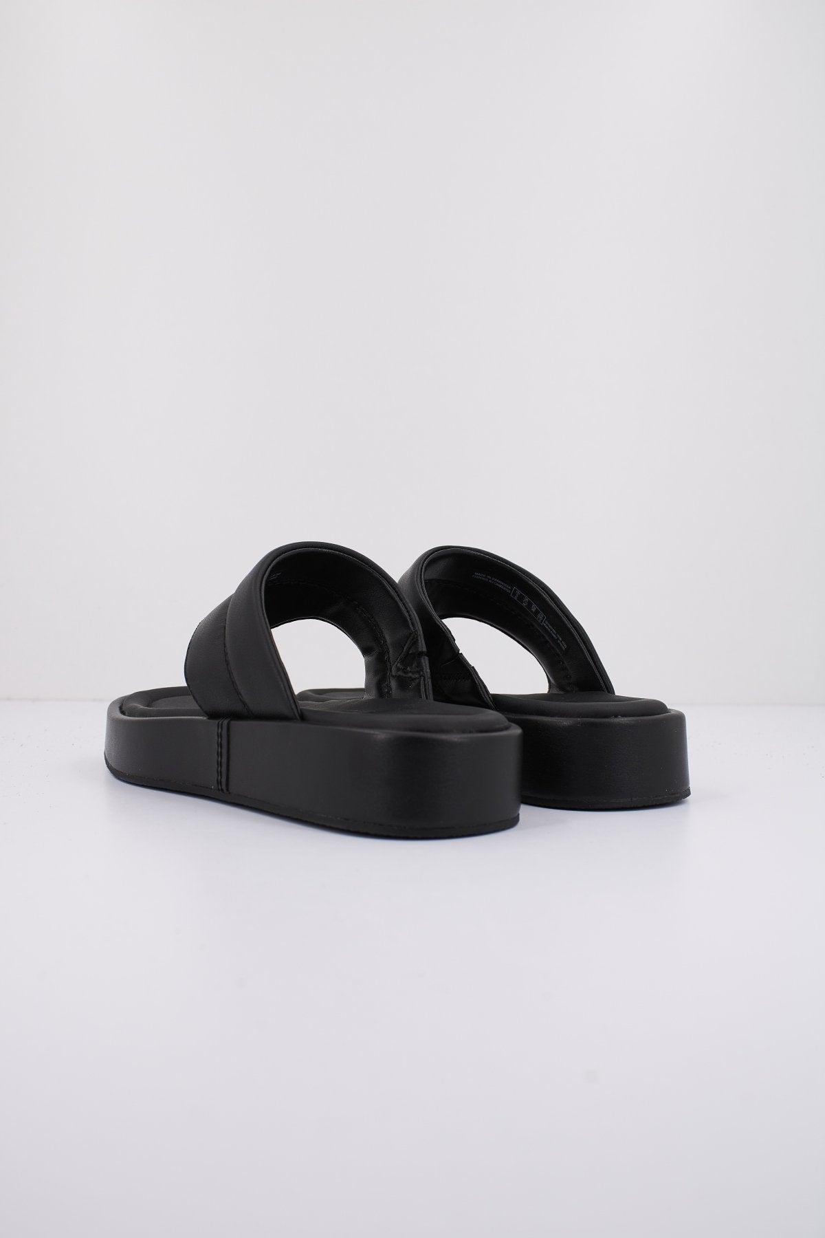 CLARKS ALDA WALK en color BLACK (3)