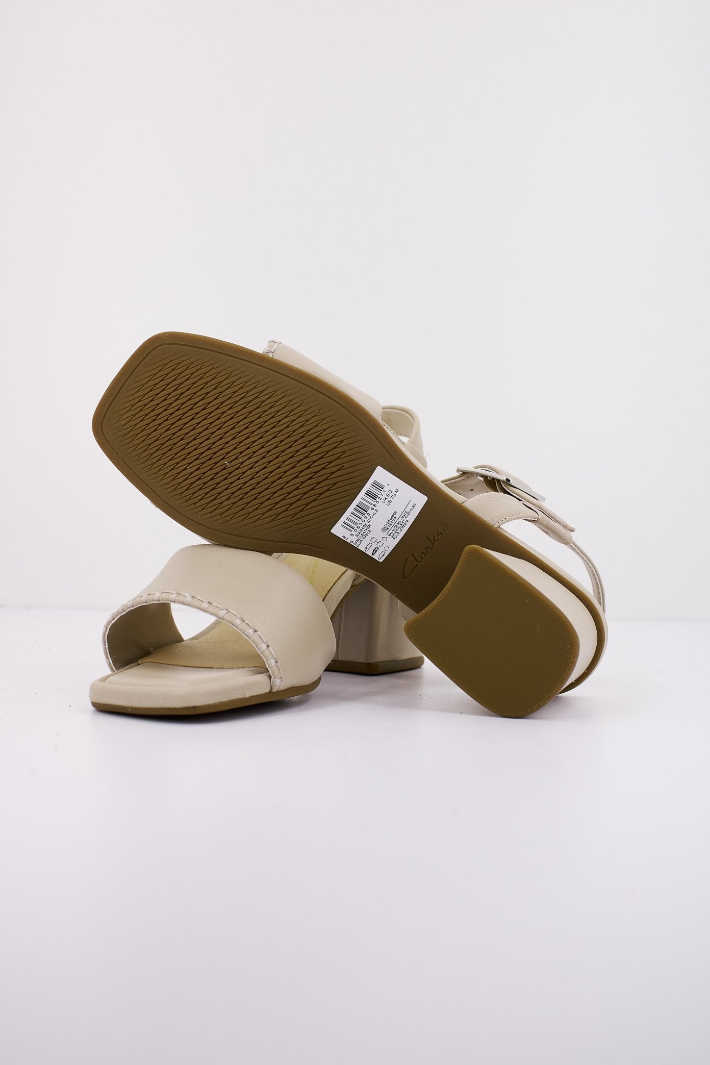 CLARKS SIARA BUCKLE en color SAND (4)