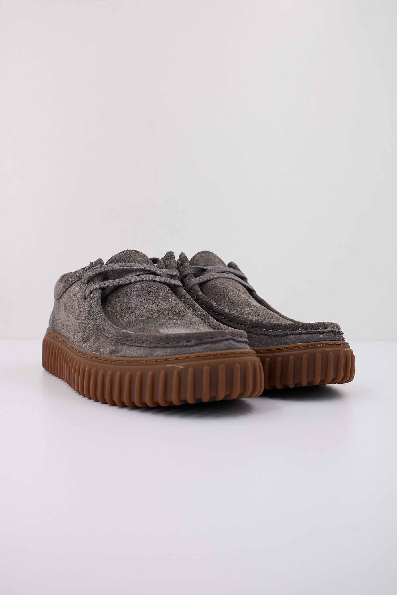 CLARKS TORHILL LO en color GREY (2)