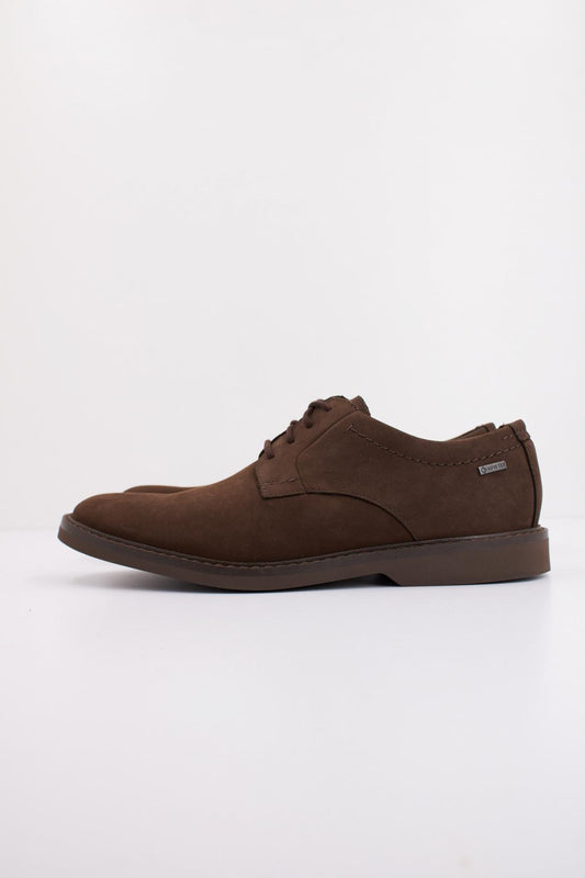CLARKS ATTICUSLTLOGTX en color DRKBRWN  (1)