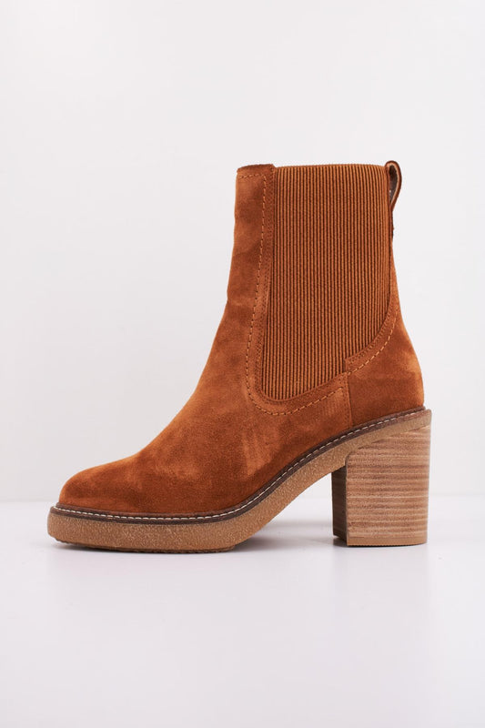 CLARKS CASSIANO TOP en color MIDTAN  (1)