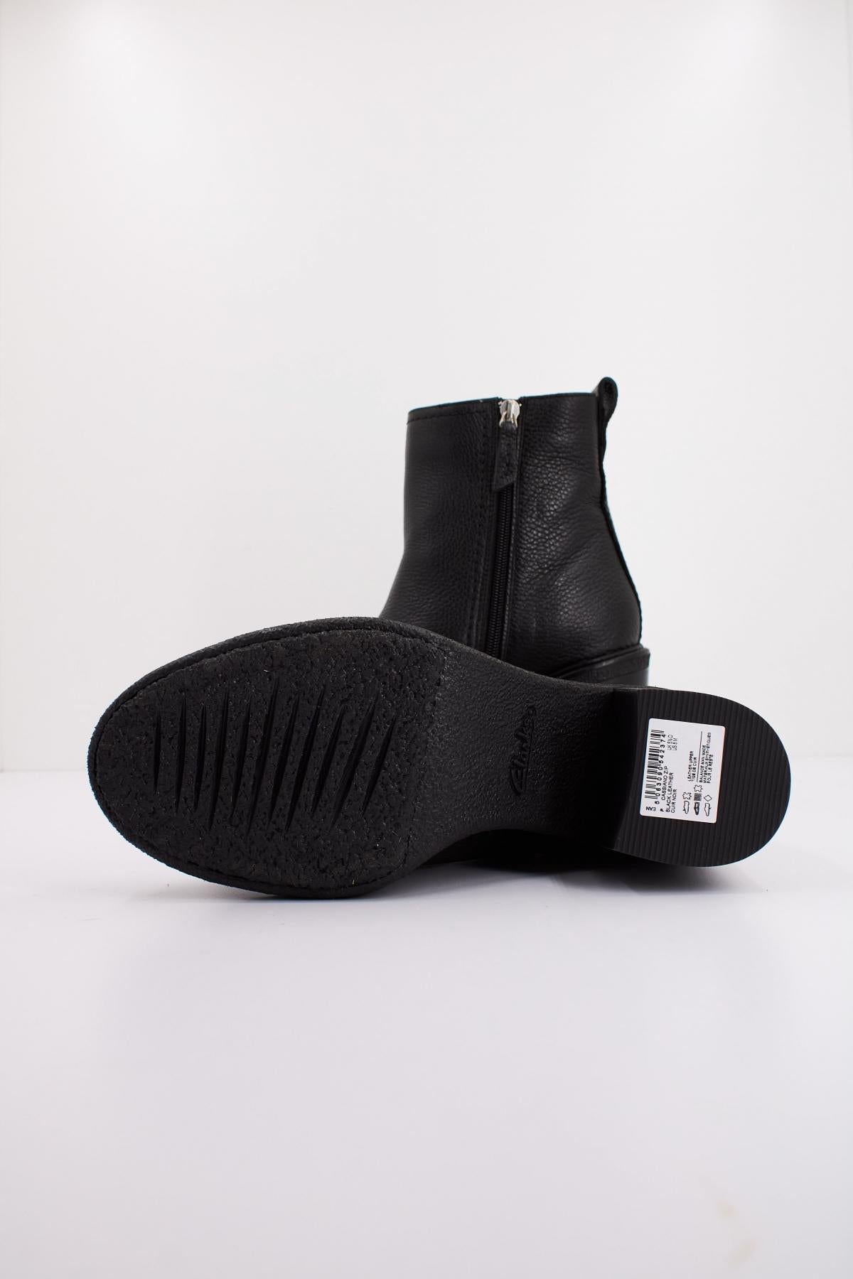 CLARKS CASSIANO ZIP en color BLACK (5)