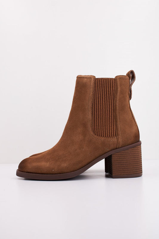 CLARKS CHAMBERLY TOP en color WALNUT  (1)