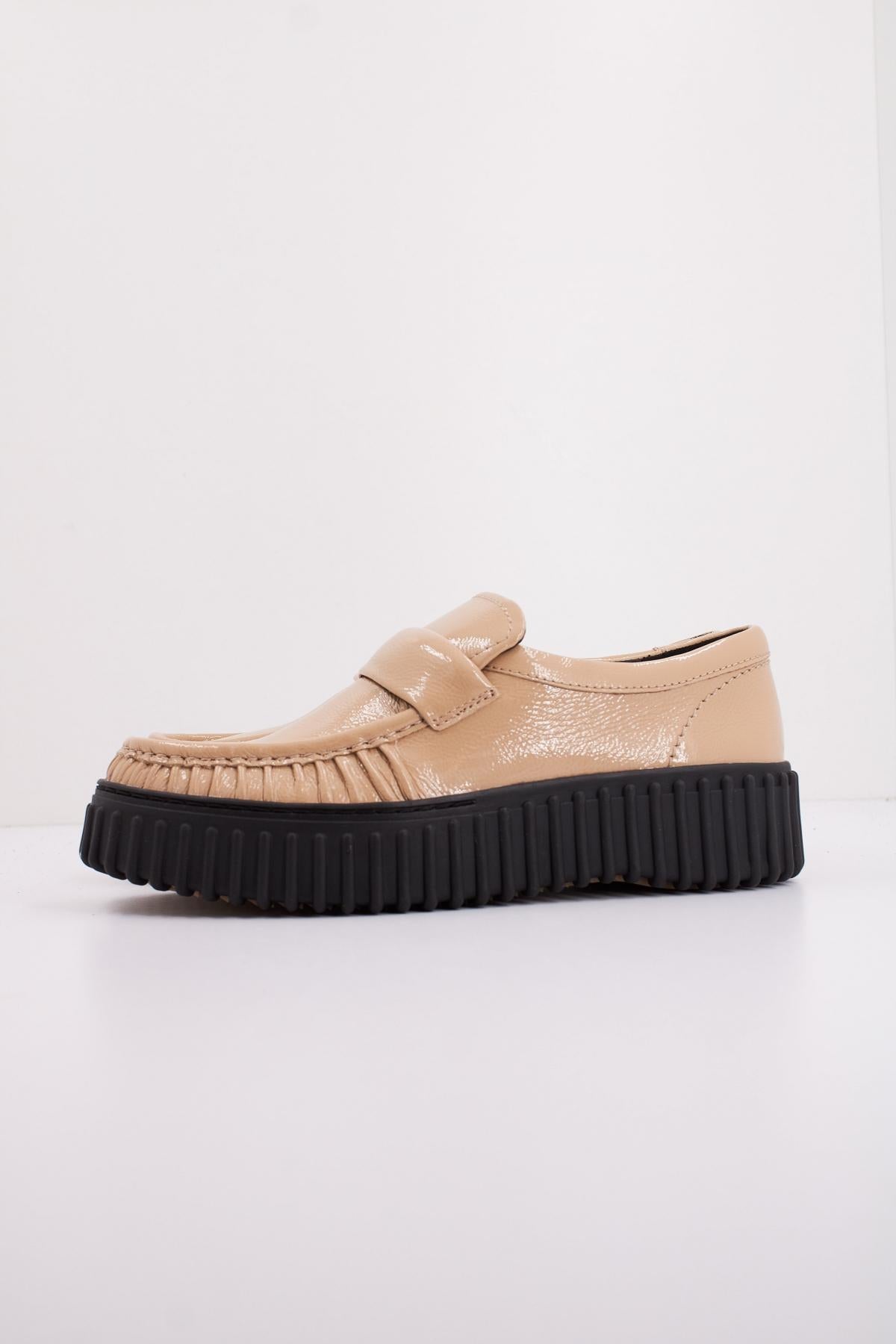 CLARKS TORHILL MOC en color BEIGE (1)