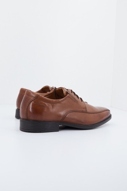 CLARKS TILDEN WALK en color DARKTAN (3)