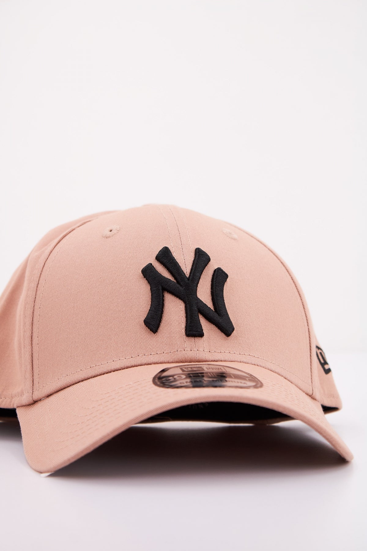 NEW ERA NEW YORK YANKEES TTA en color MDBEIG (4)