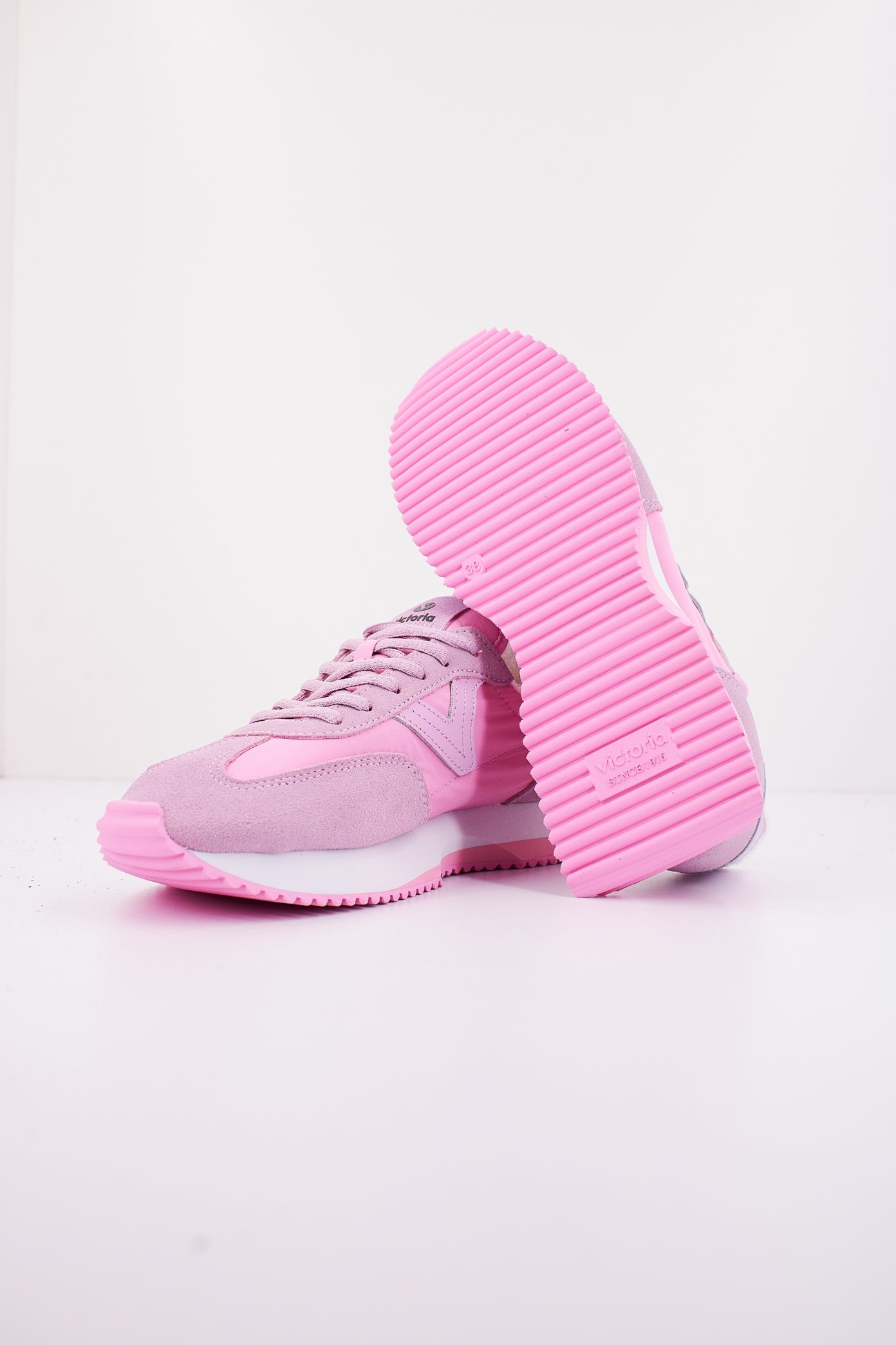 VICTORIA COSMOS SERRAJE MONOC en color ROSA (4)