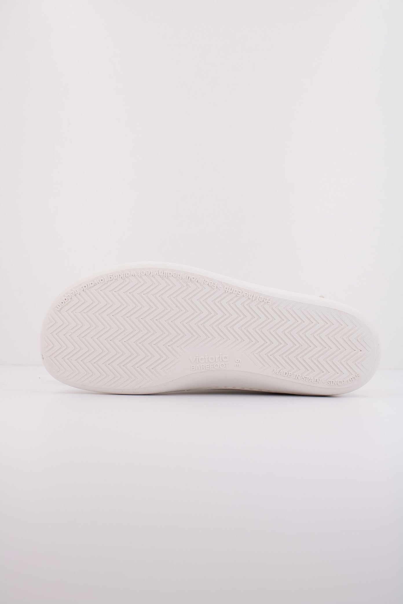 VICTORIA V en color CUARZO (5)