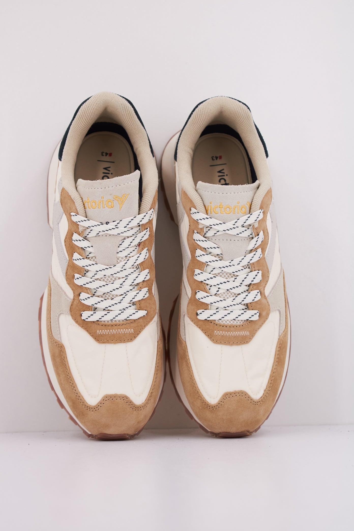 VICTORIA V en color BEIGE (3)