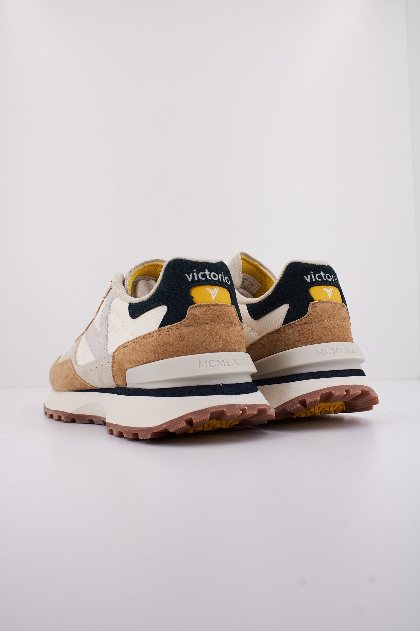 VICTORIA V en color BEIGE (4)