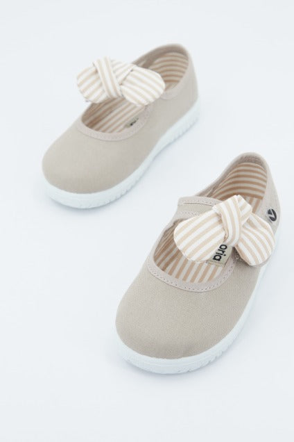 VICTORIA en color BEIGE (4)