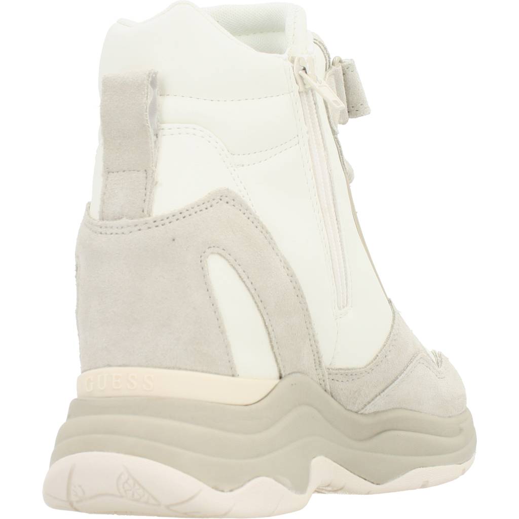 GUESS ORLANDO en color SAND (3)