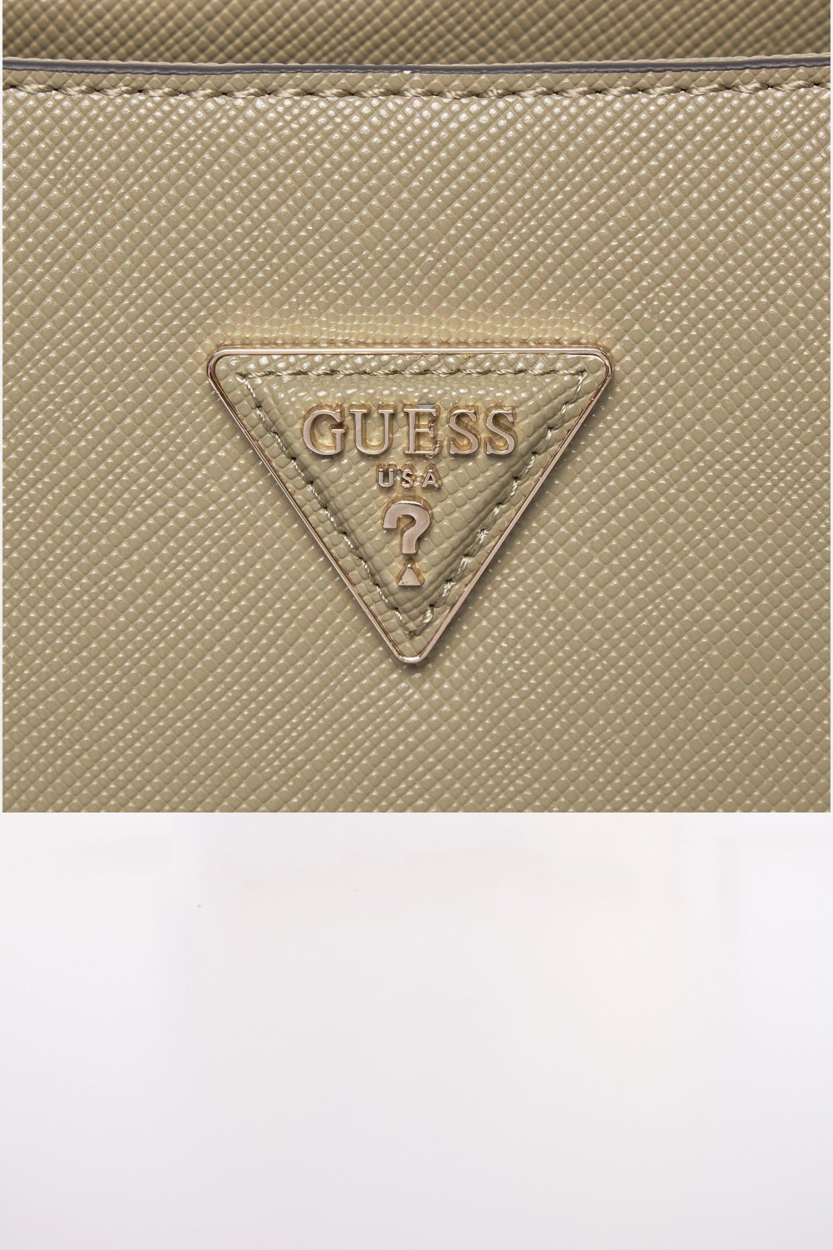 GUESS GIZELE GIRLFRIEND CA en color SAG (4)