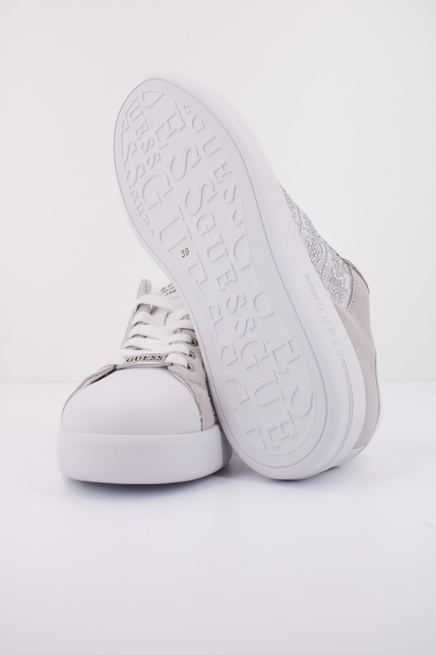 GUESS FLFROK FAL en color WHITE (5)