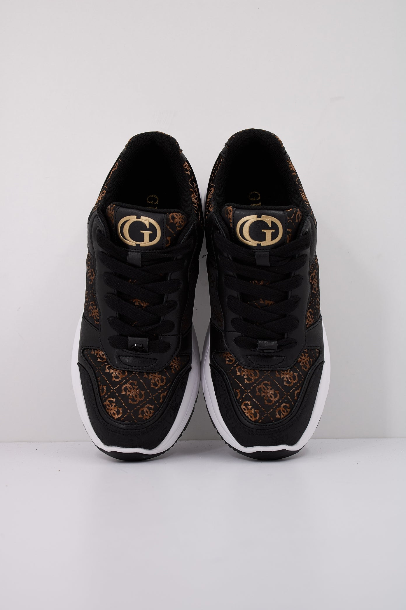 GUESS FLFSAM FAL en color BLKBR (3)