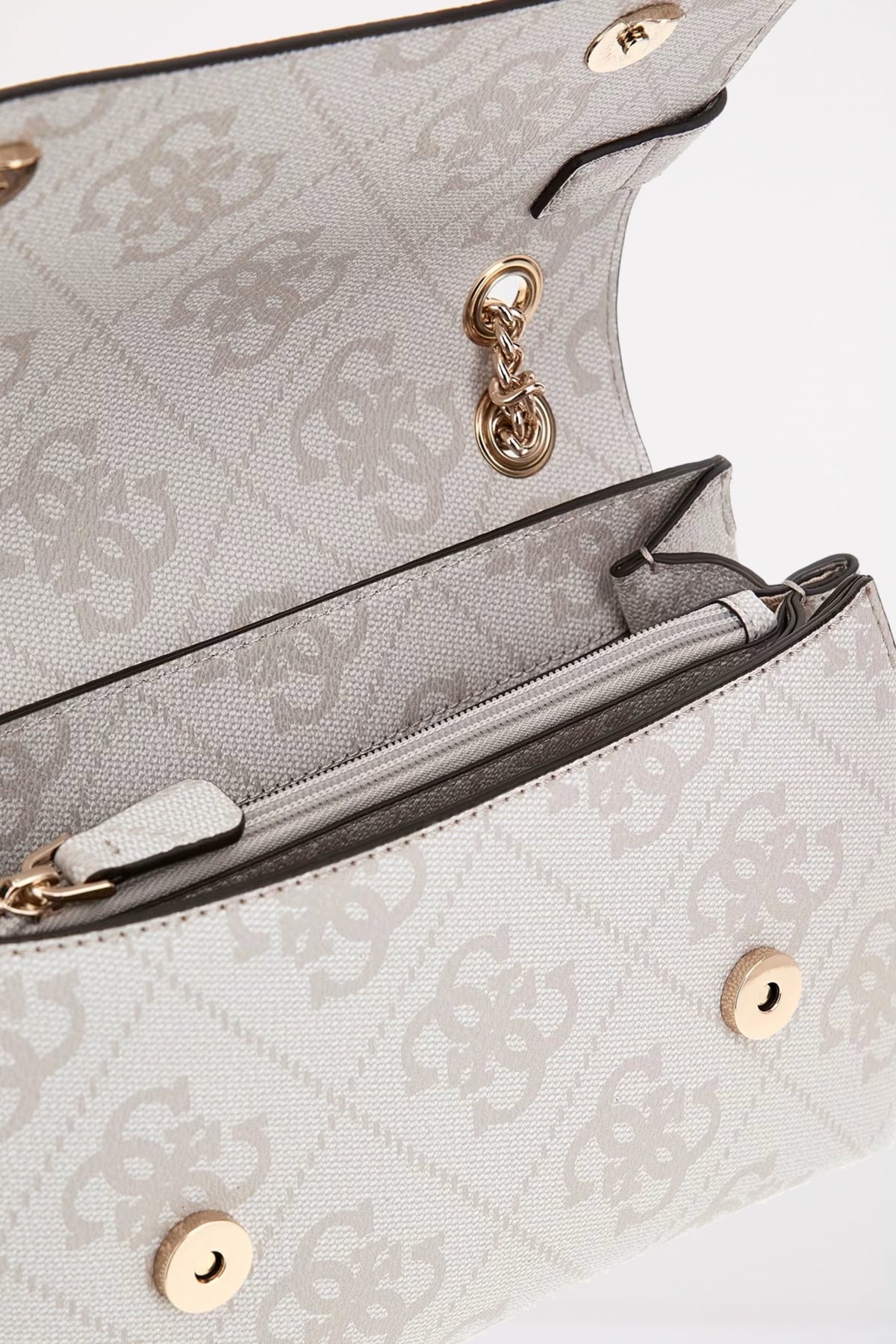 GUESS LORELEI en color BNN (4)