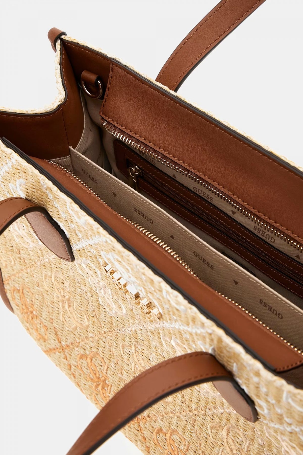 GUESS SILVANA COMP TOTE en color COL (4)