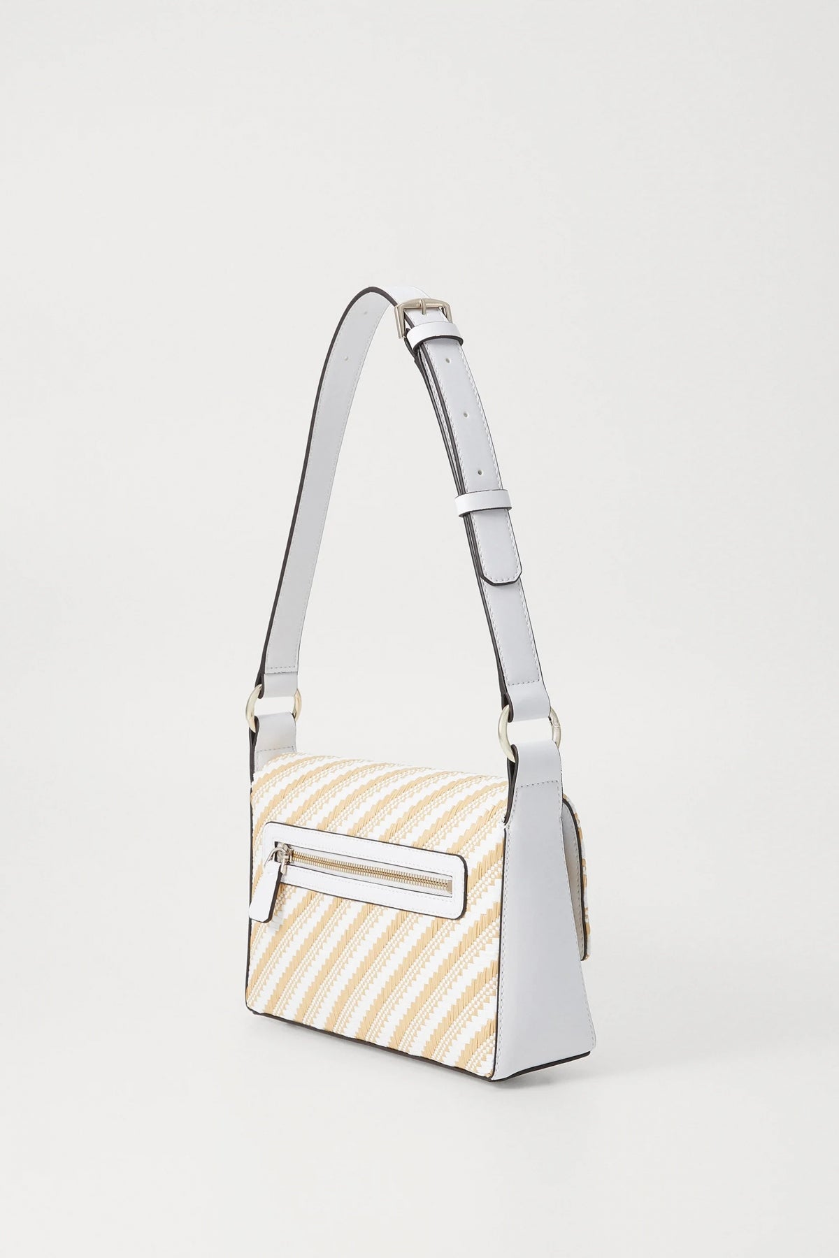 GUESS SIMONA FLAP SHOULDER en color NTW (2)