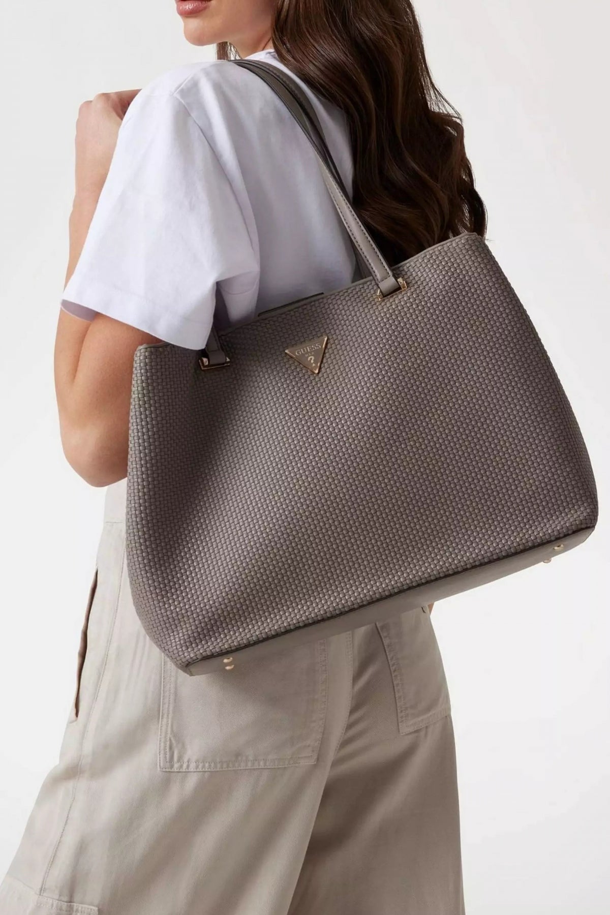 GUESS PHAEDRA TOTE en color DRT  (4)