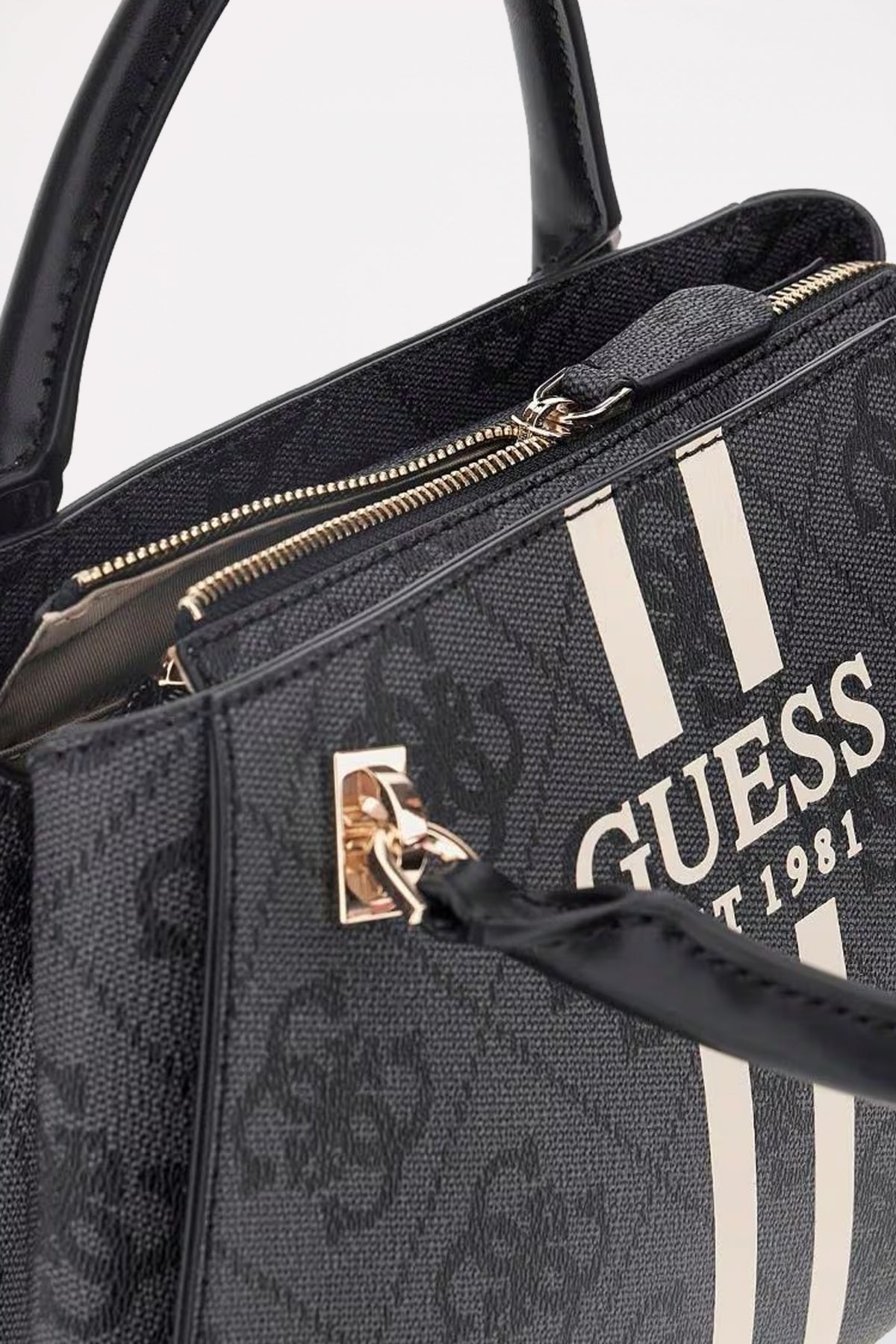GUESS BRENTON en color CLO (4)