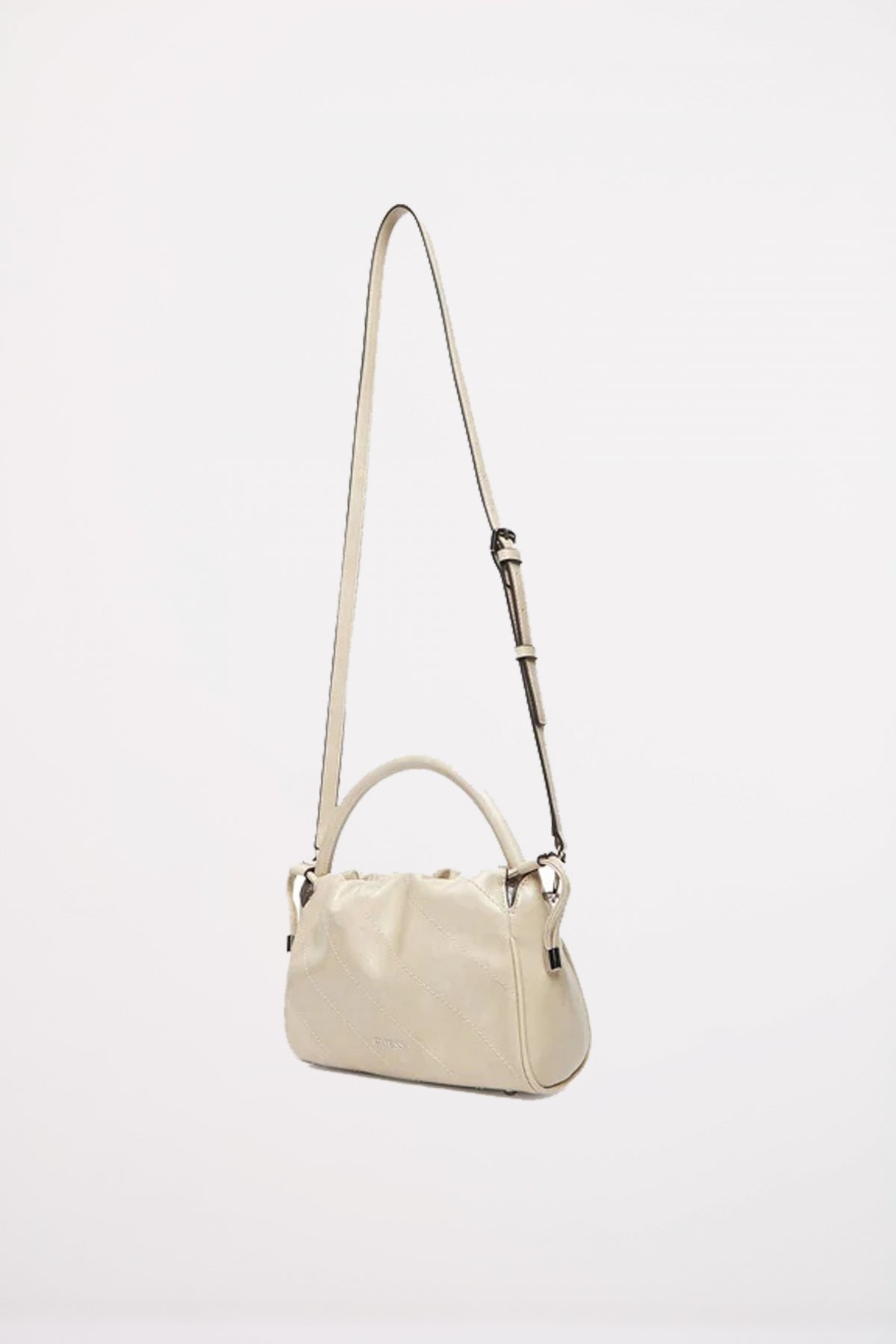 GUESS HWMY en color SIT (2)