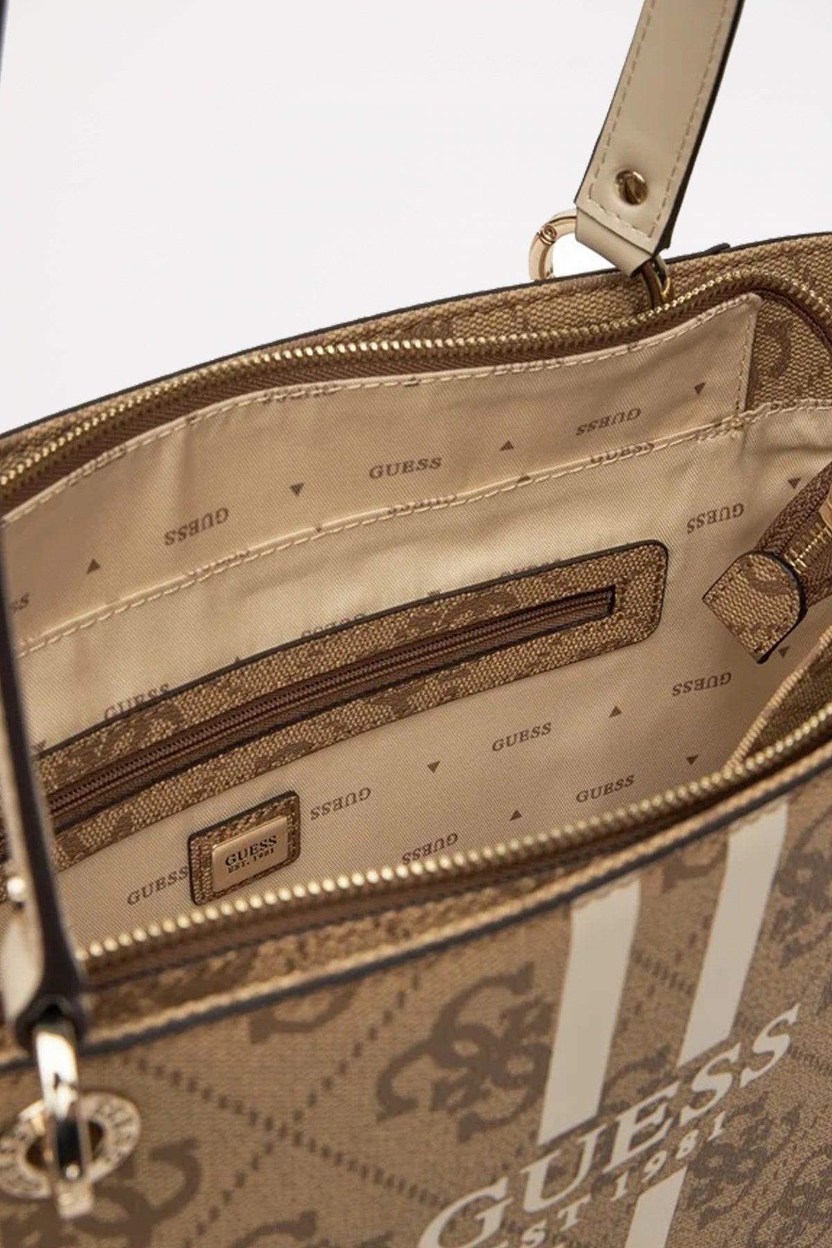 GUESS HWOS en color LTL (3)