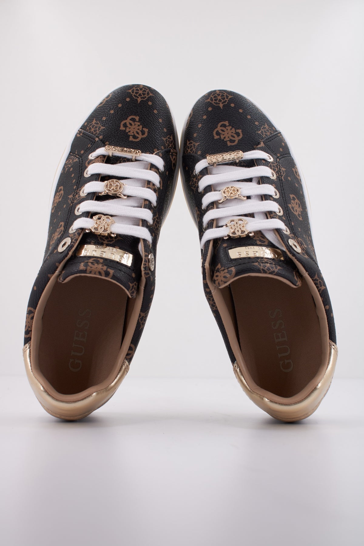 GUESS FLTSS FAL en color BLKBR (3)