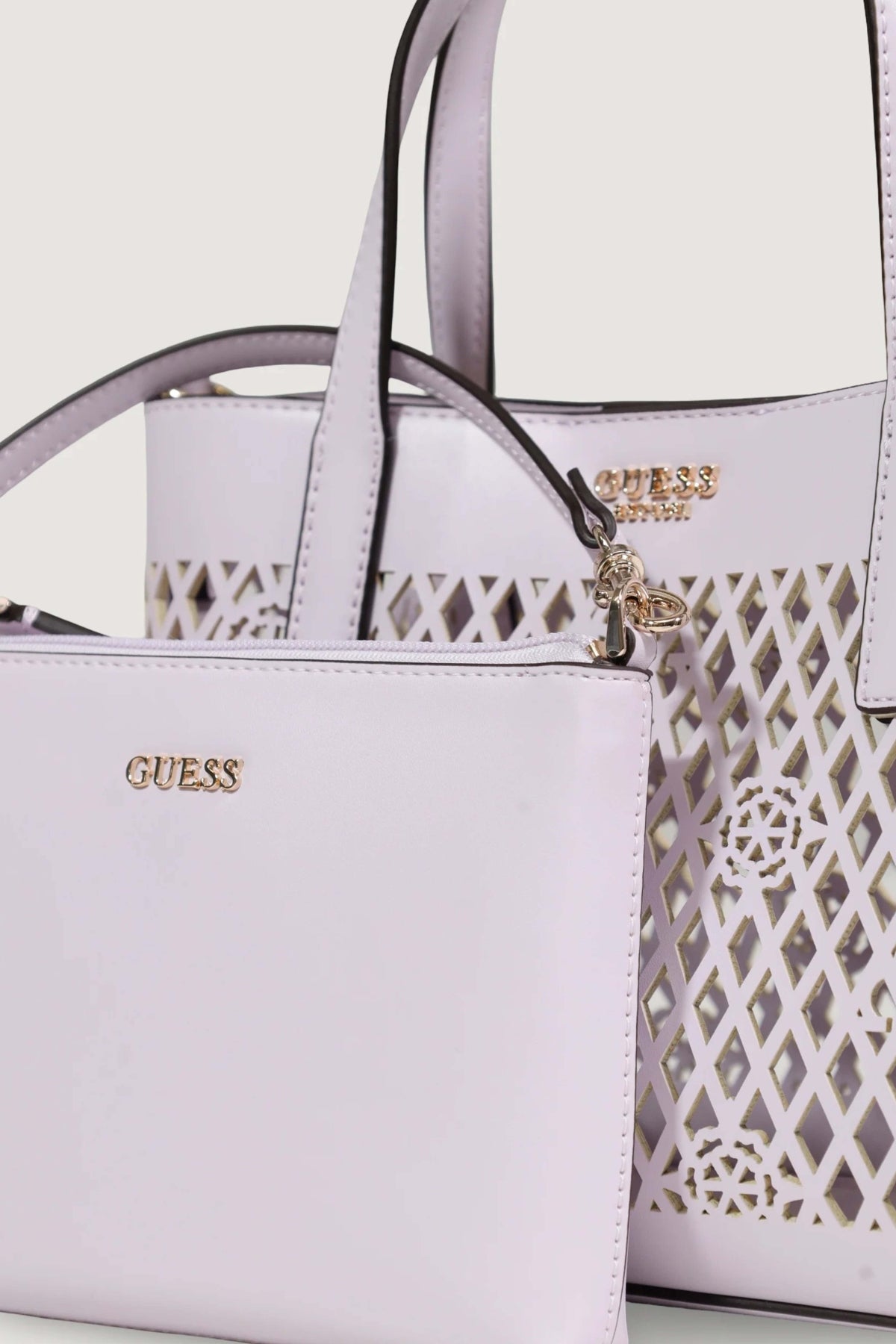 GUESS HWPG en color LIL (4)