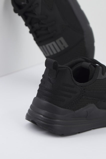 PUMA WIRED RUN PURE en color BLACK (2)