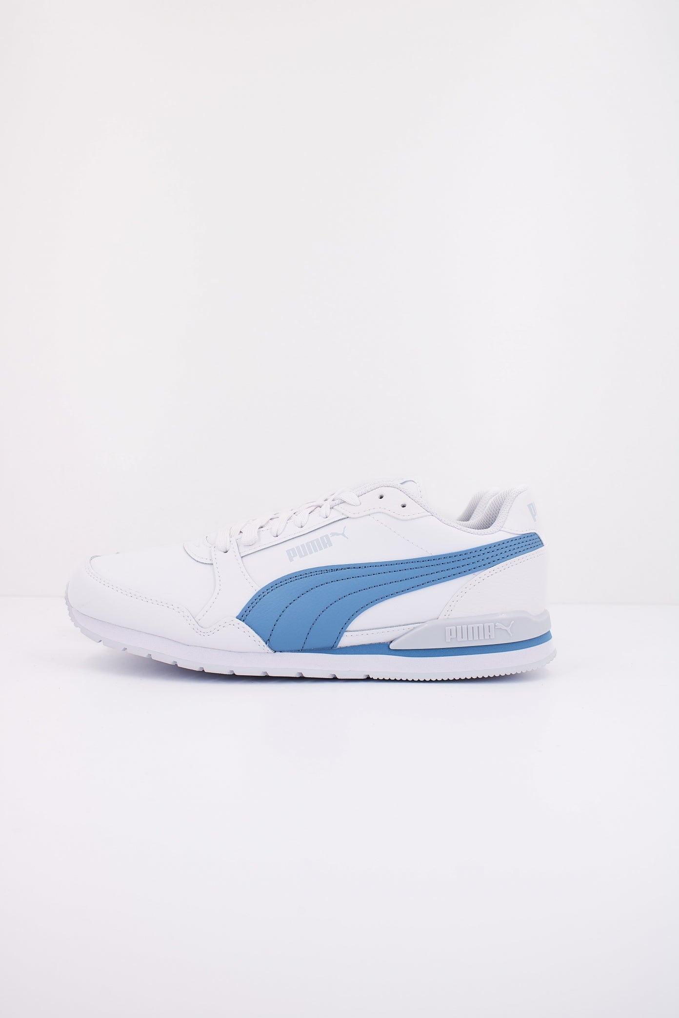 PUMA ST RUNNER V en color BLUE (1)