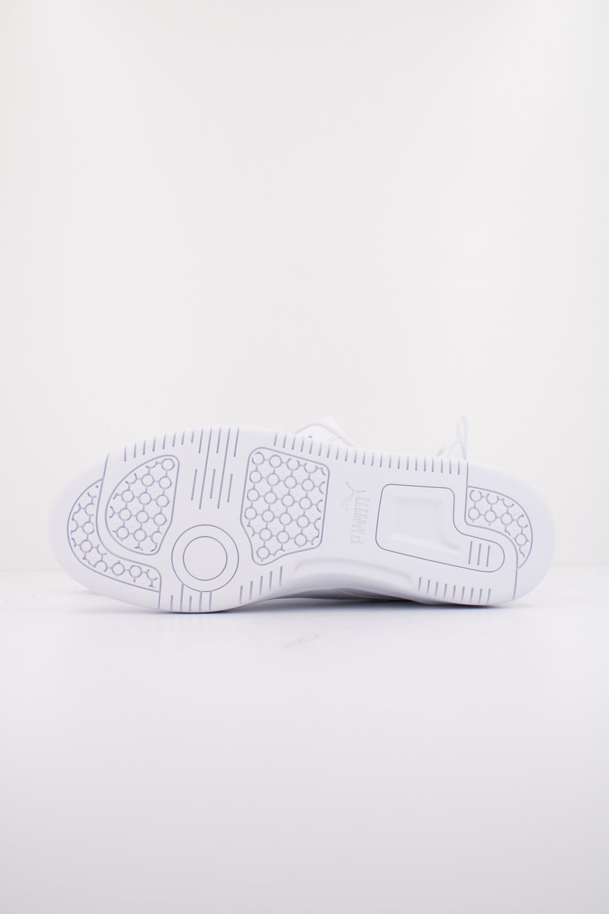 PUMA REBOUND V LOW en color WHITE (5)
